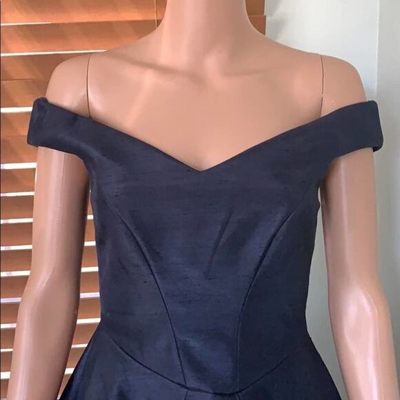 CAMEO STUNNING FIT‎ & FLARE MINI DRESS SIZE XS - Picture 3 of 8